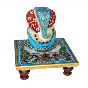 Ganesh with Chowki Sets color