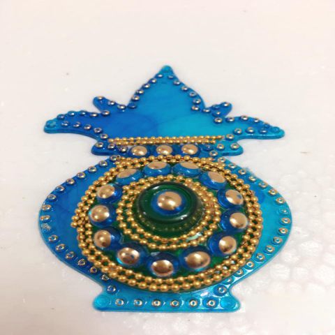 Designer Spade Kumkum Holder