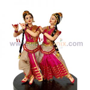 Dancing Dolls-Bharathanatyam Radha Krishna Pose